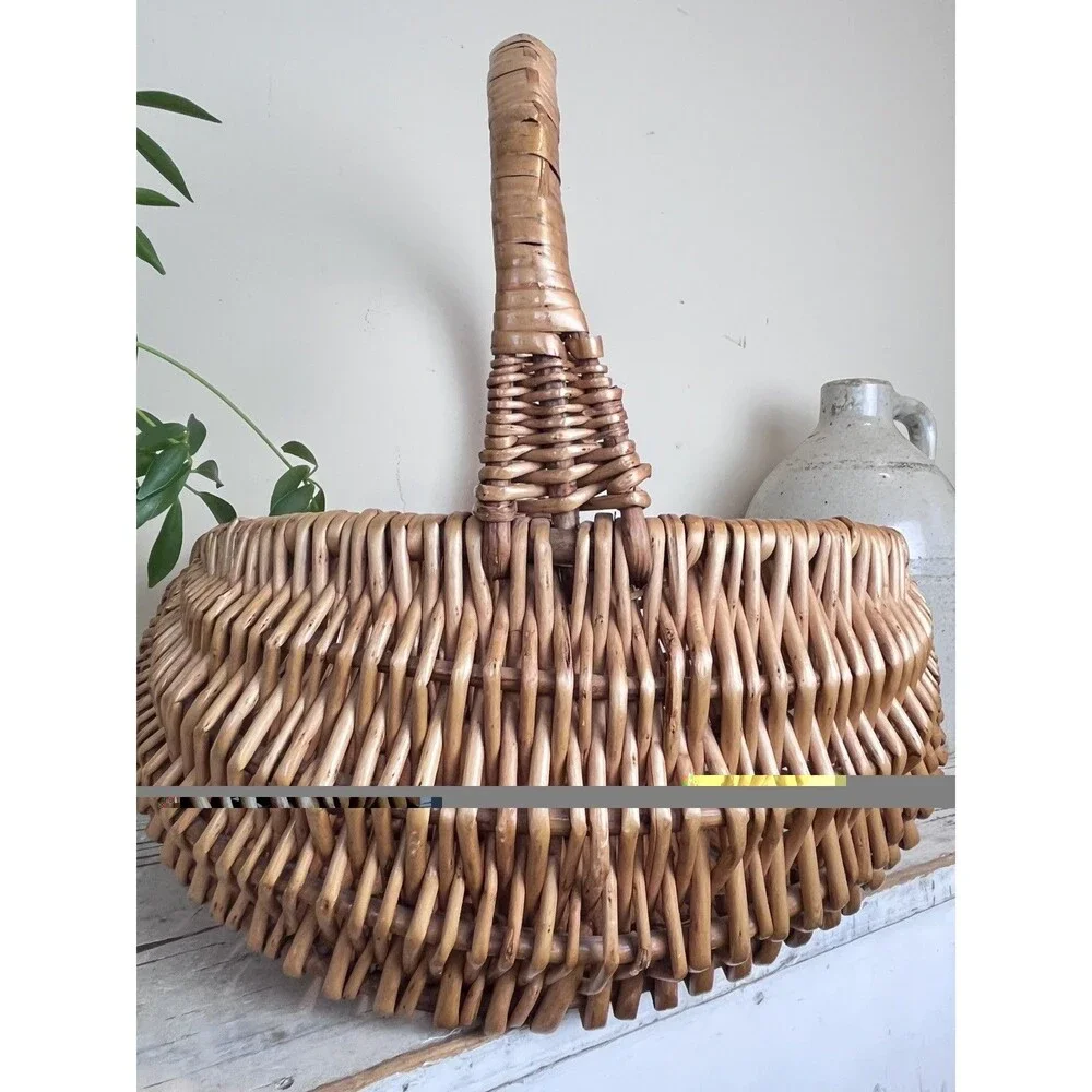 Vintage Large Primitive Chevron Weave Buttocks Woven Wicker Rustic Basket 16”